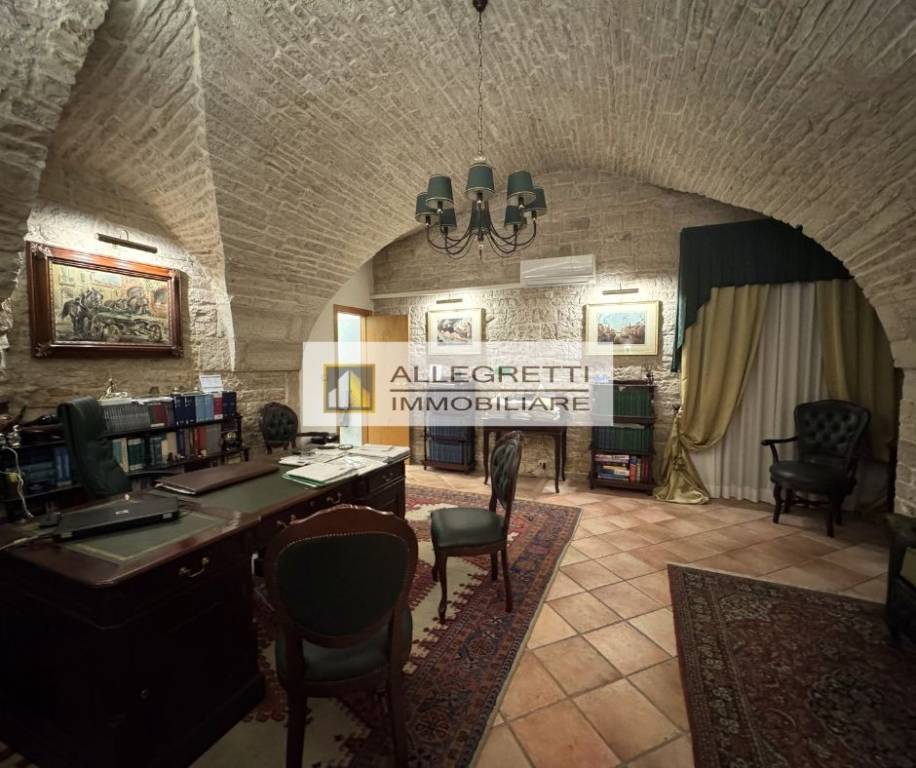 negozio in vendita a Terlizzi