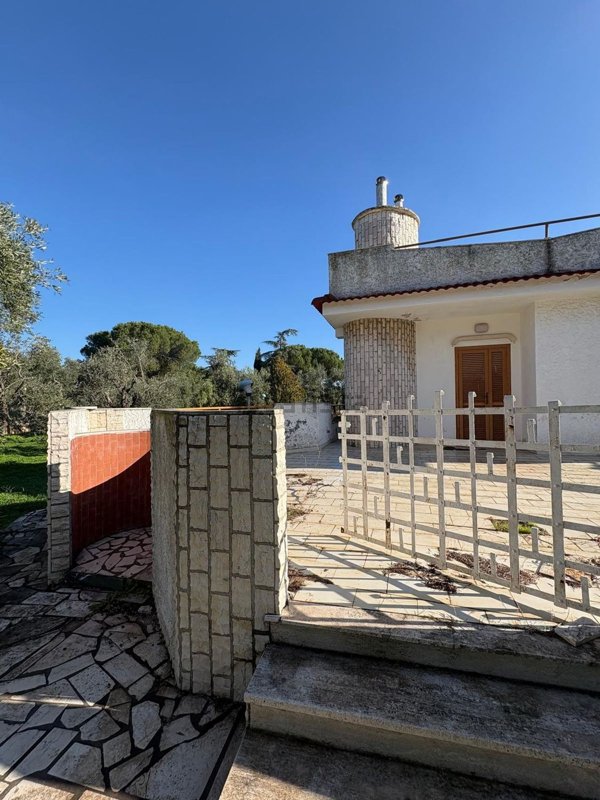 casa indipendente in vendita a Terlizzi