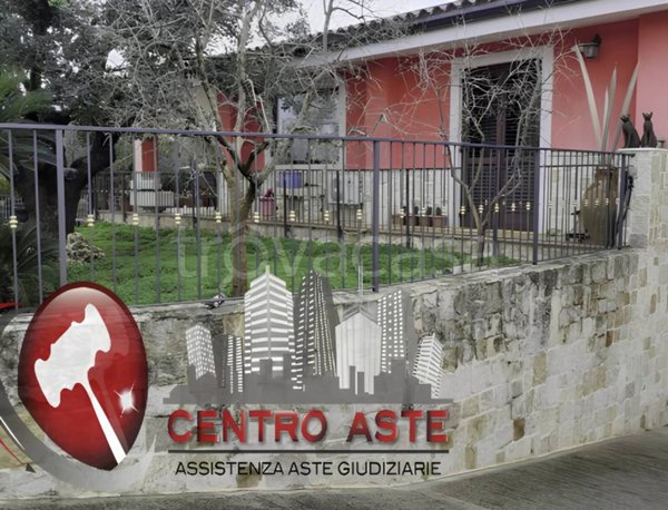 casa indipendente in vendita a Terlizzi