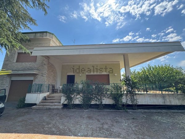 casa indipendente in vendita a Terlizzi