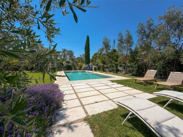 casa indipendente in vendita a Terlizzi