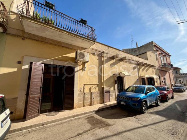 casa indipendente in vendita a Toritto
