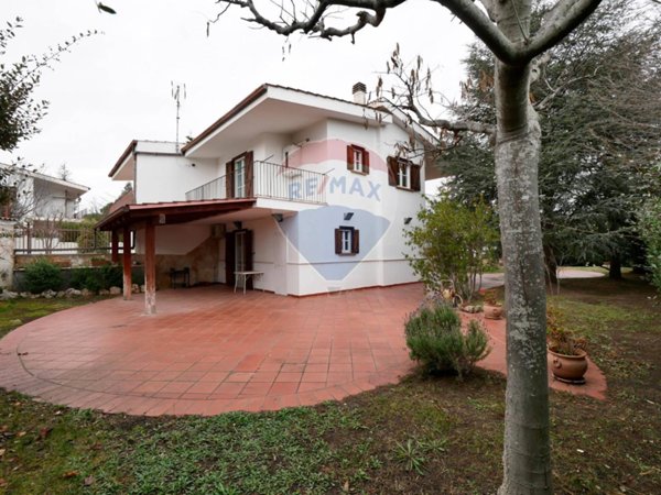 casa indipendente in vendita a Toritto in zona Quasano