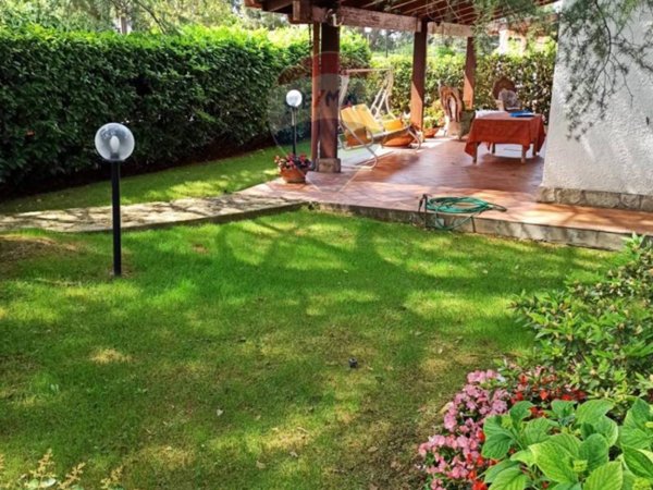 casa indipendente in vendita a Toritto in zona Quasano