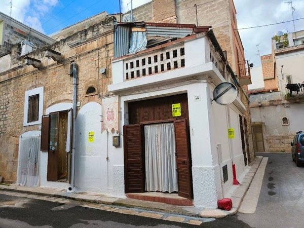 casa indipendente in vendita a Toritto