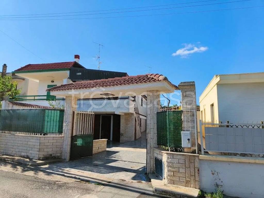 casa indipendente in vendita a Toritto in zona Quasano