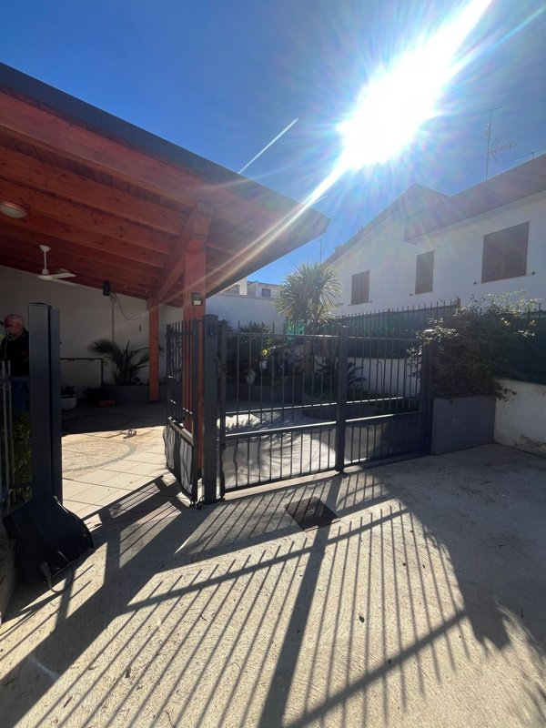 casa indipendente in vendita a Toritto in zona Quasano