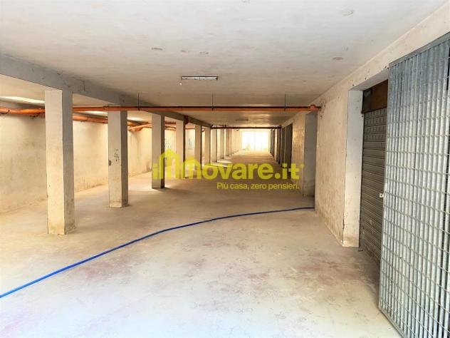 locale di sgombero in vendita a Triggiano
