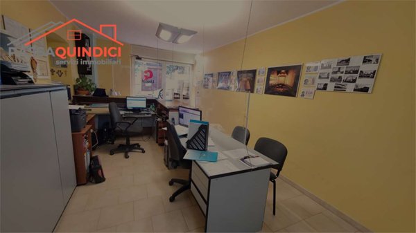 negozio in vendita a Triggiano