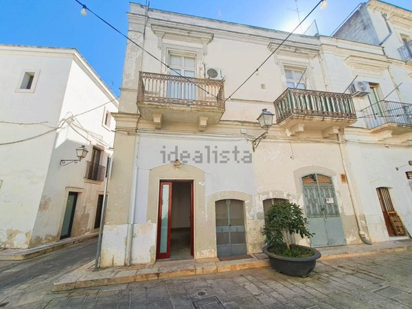 locale commerciale in vendita a Triggiano