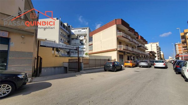 locale di sgombero in vendita a Triggiano