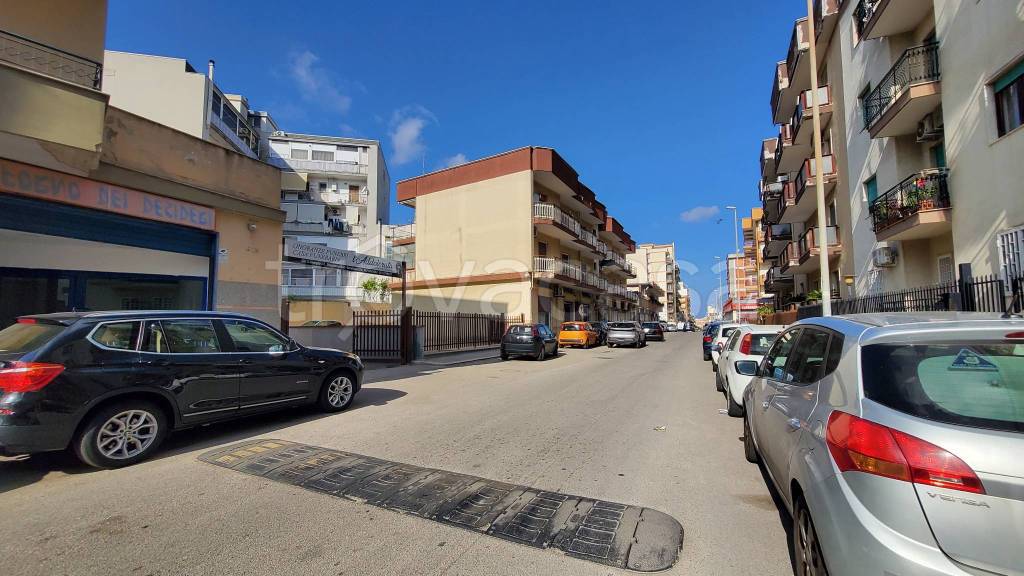 locale di sgombero in vendita a Triggiano