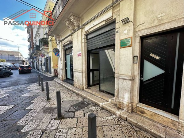 negozio in vendita a Triggiano
