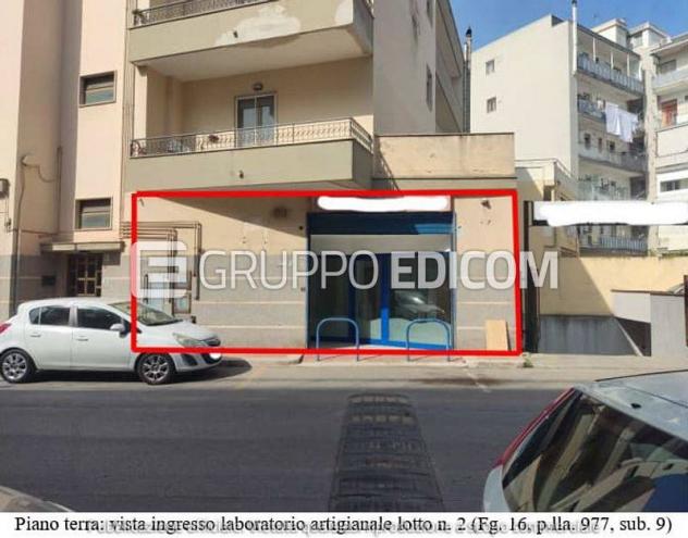 negozio in vendita a Triggiano