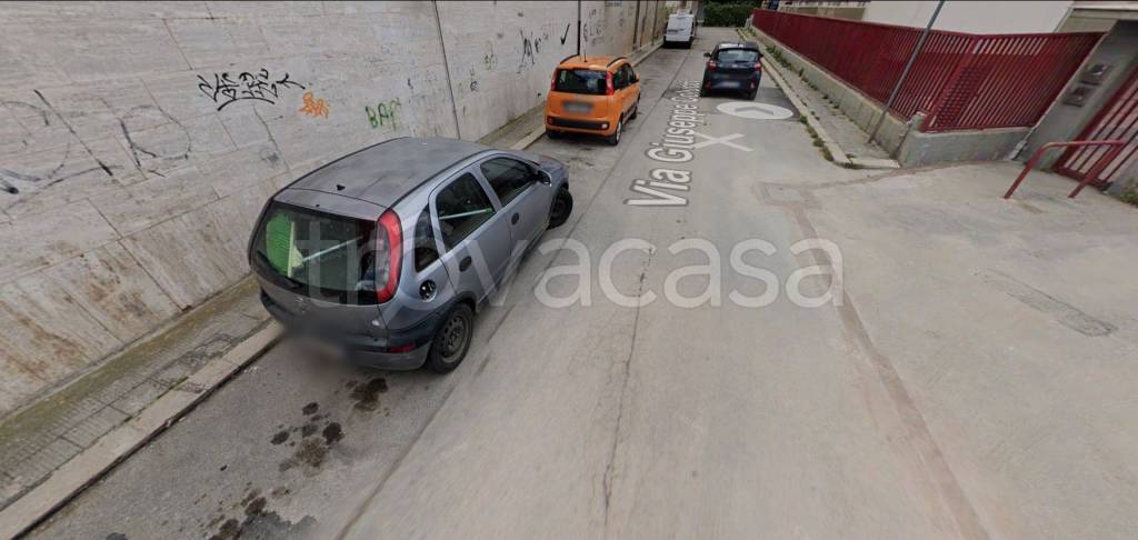 negozio in vendita a Triggiano