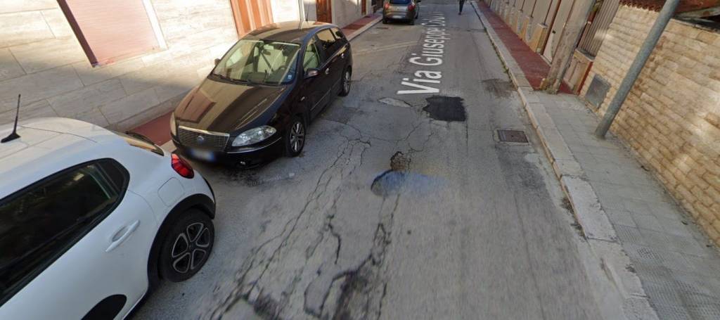 locale commerciale in vendita a Triggiano