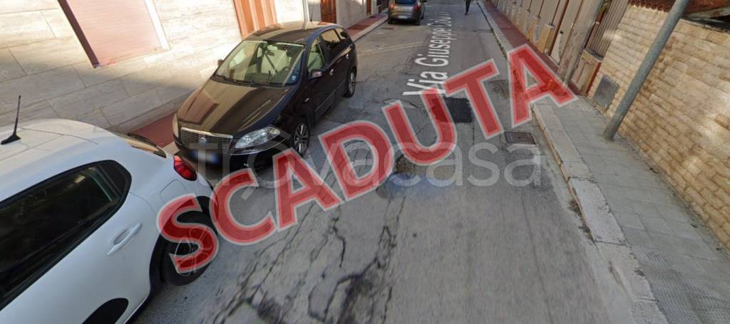 locale commerciale in vendita a Triggiano