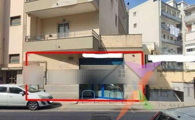 locale commerciale in vendita a Triggiano