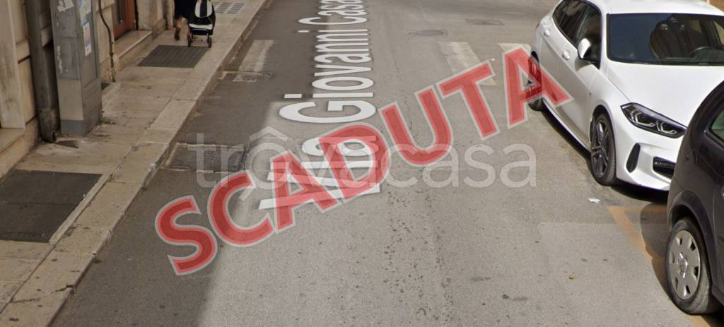 locale di sgombero in vendita a Triggiano