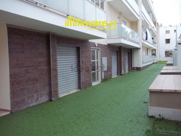 ufficio in vendita a Triggiano