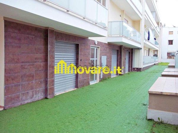 ufficio in vendita a Triggiano