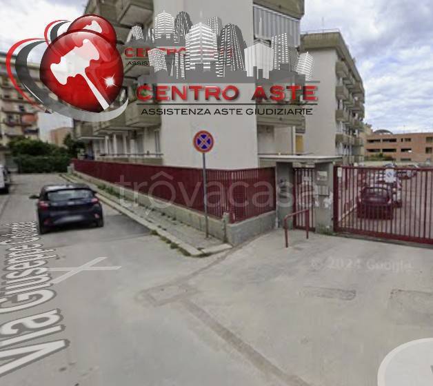 locale commerciale in vendita a Triggiano