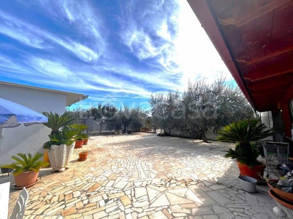 casa indipendente in vendita a Triggiano