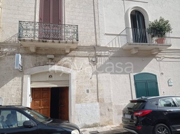 negozio in vendita a Triggiano
