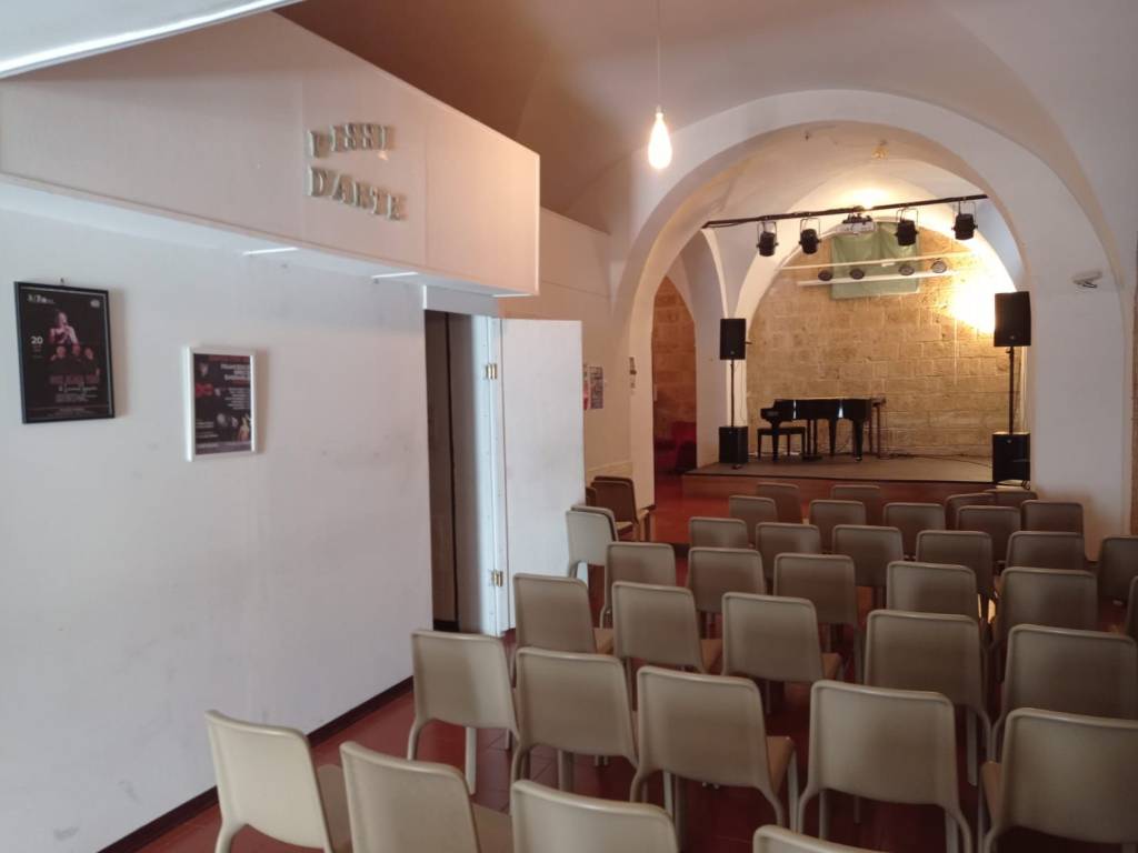 ufficio in vendita a Triggiano
