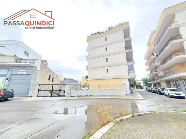 box auto in vendita a Triggiano