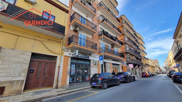 locale commerciale in vendita a Triggiano