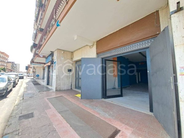 locale commerciale in vendita a Triggiano