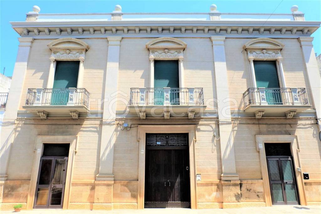 casa indipendente in vendita a Turi