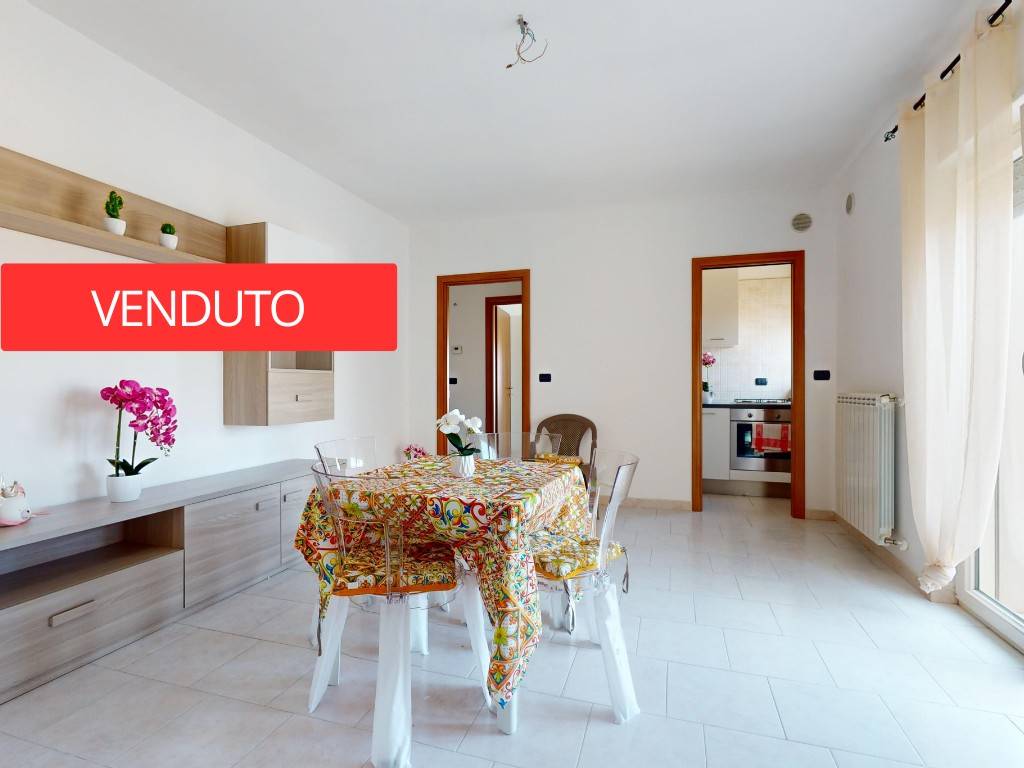 appartamento in vendita a Turi