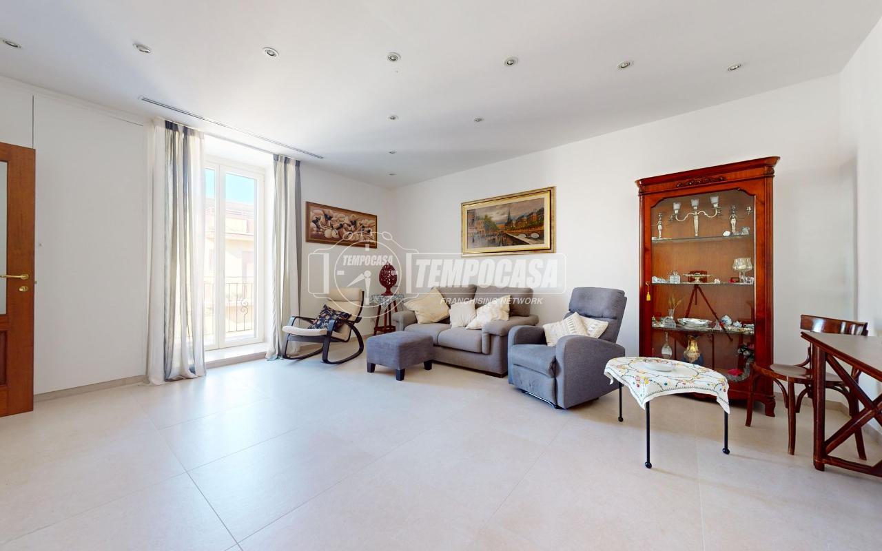 casa indipendente in vendita a Turi