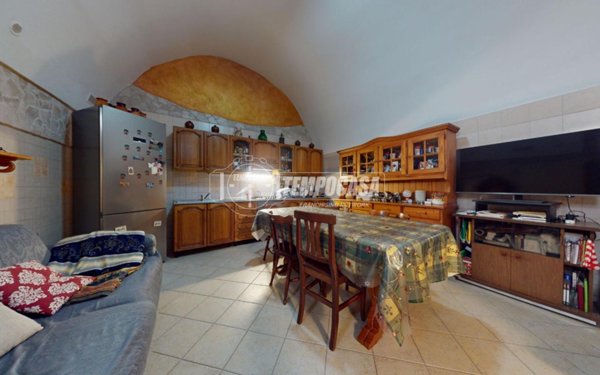 casa indipendente in vendita a Turi