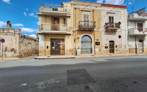 casa indipendente in vendita a Turi