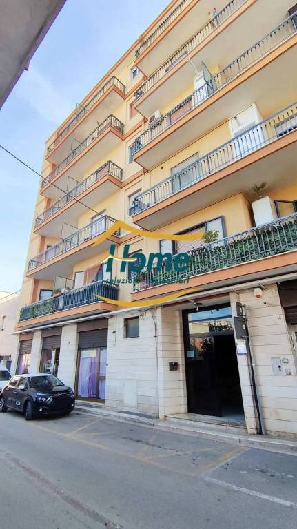 appartamento in vendita a Turi