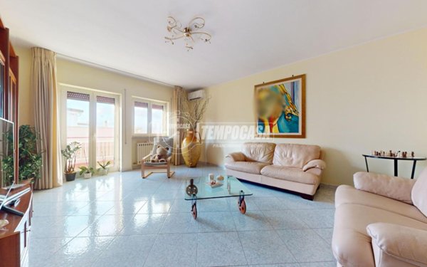 appartamento in vendita a Turi