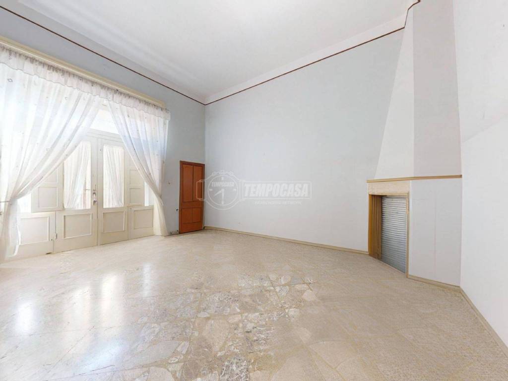 casa indipendente in vendita a Turi