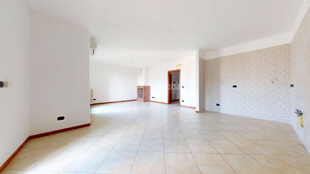 appartamento in vendita a Turi