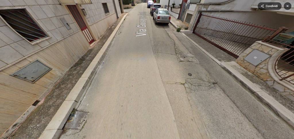 casa indipendente in vendita a Turi