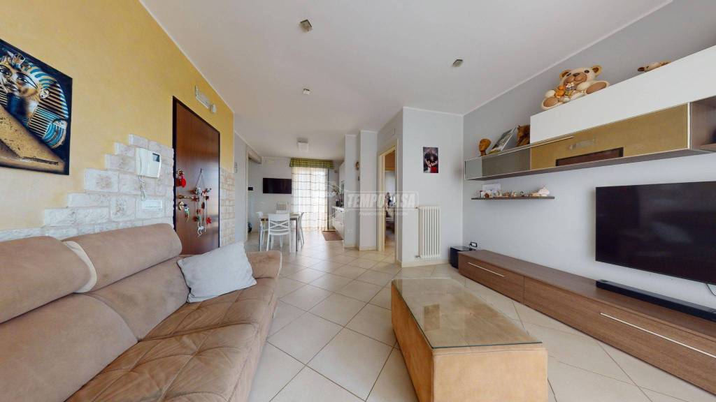 appartamento in vendita a Turi