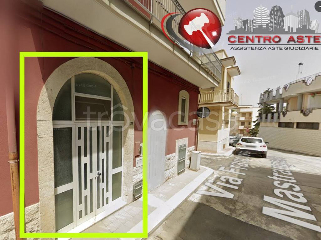 casa indipendente in vendita a Turi
