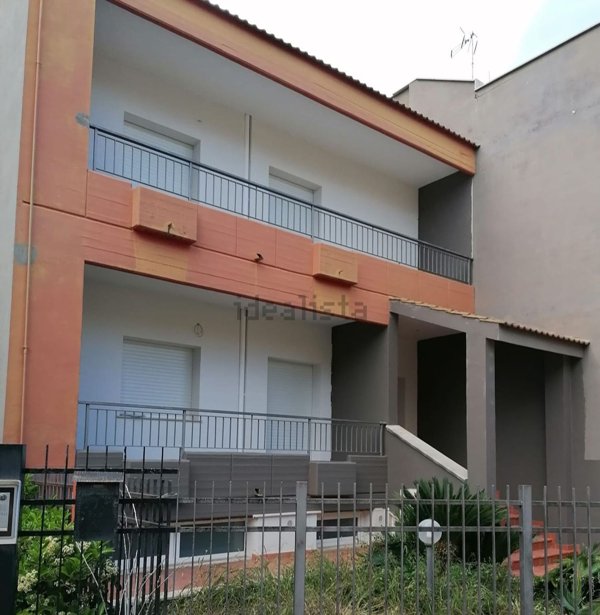 casa indipendente in vendita a Turi