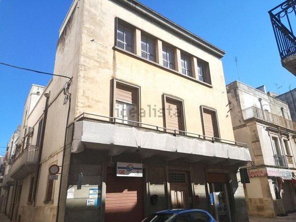 casa indipendente in vendita a Turi