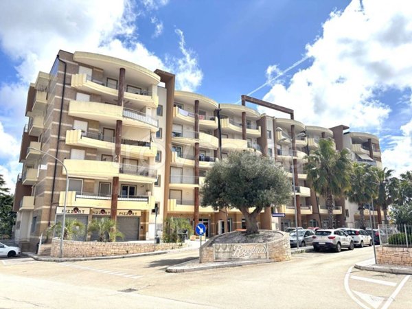 appartamento in vendita a Turi