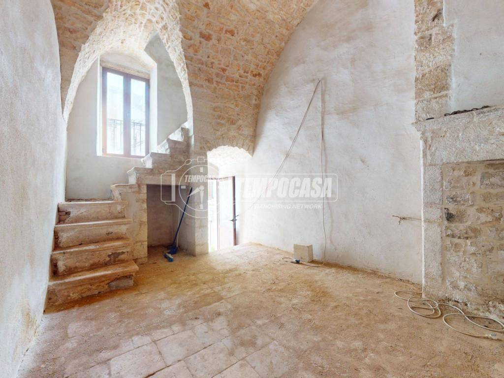 casa indipendente in vendita a Turi