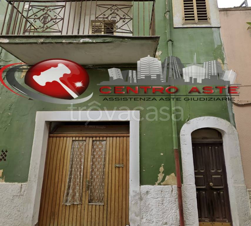 appartamento in vendita a Turi