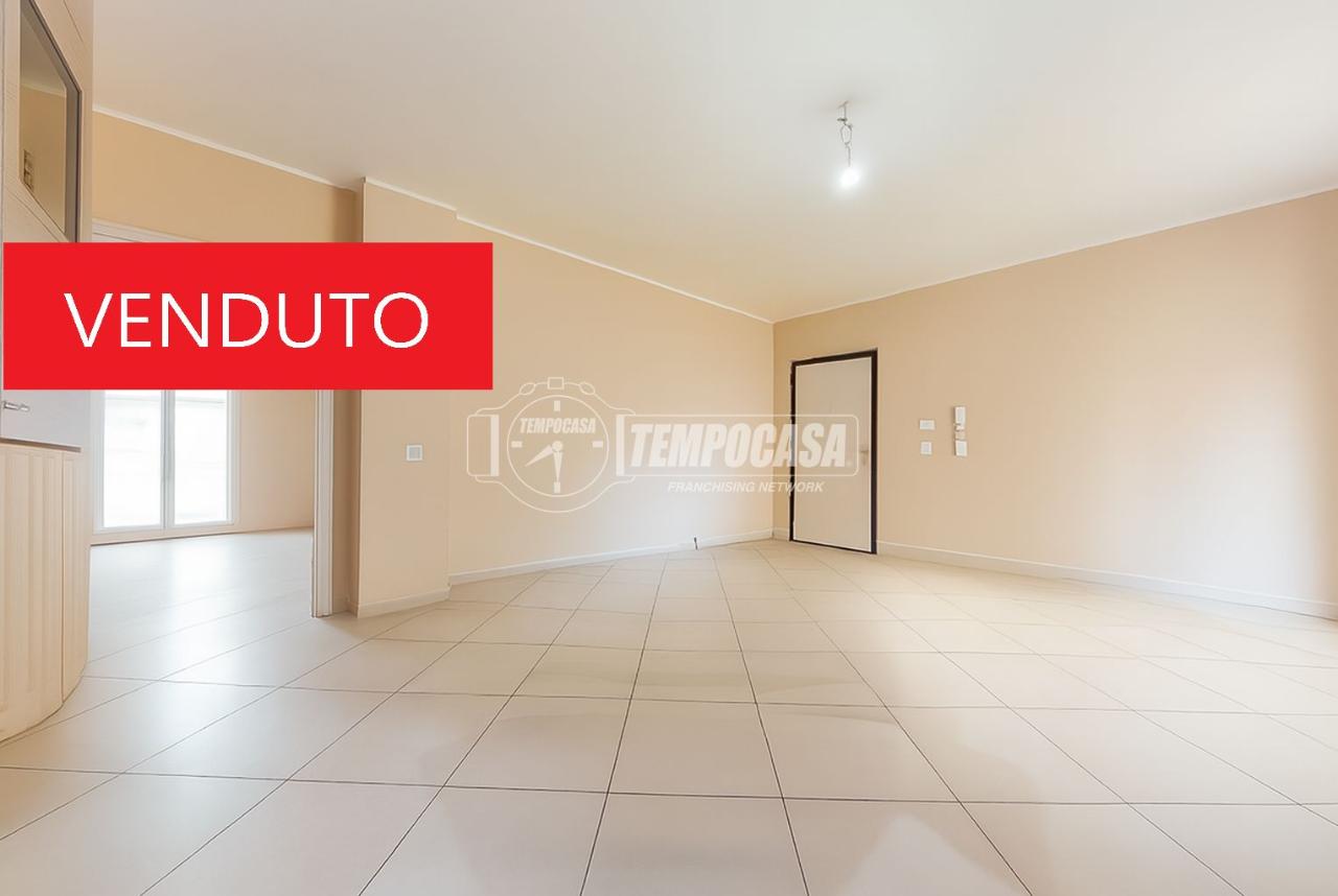 appartamento in vendita a Turi